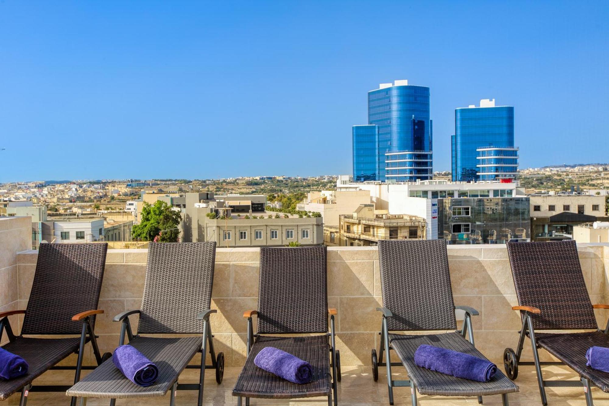 Annitchka Mansions - Apartment In Central Malta Birkirkara Exterior photo